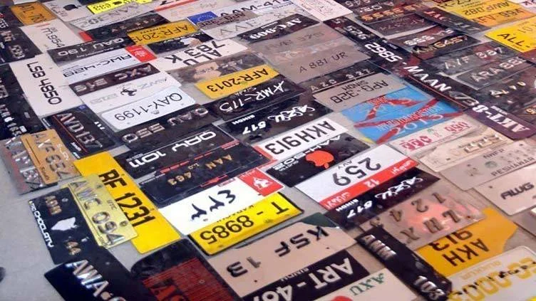Plates & Numbers